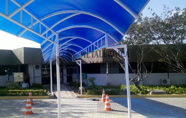 Estruturas metálicas e cobertas