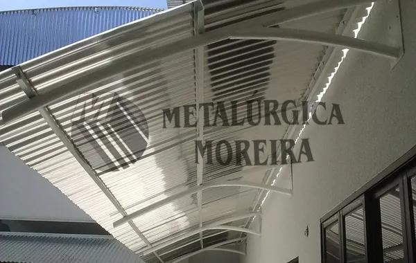 Estruturas metálicas e cobertas
