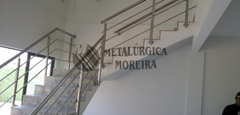 Corrimãos e guarda-corpos