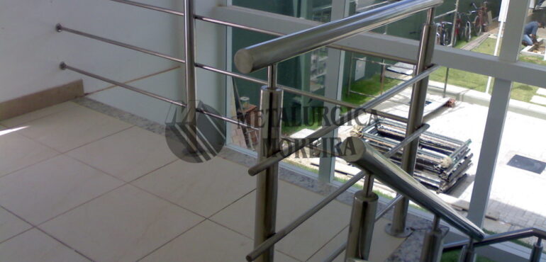 Corrimãos e guarda-corpos