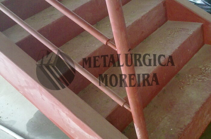 Escadas e passarelas