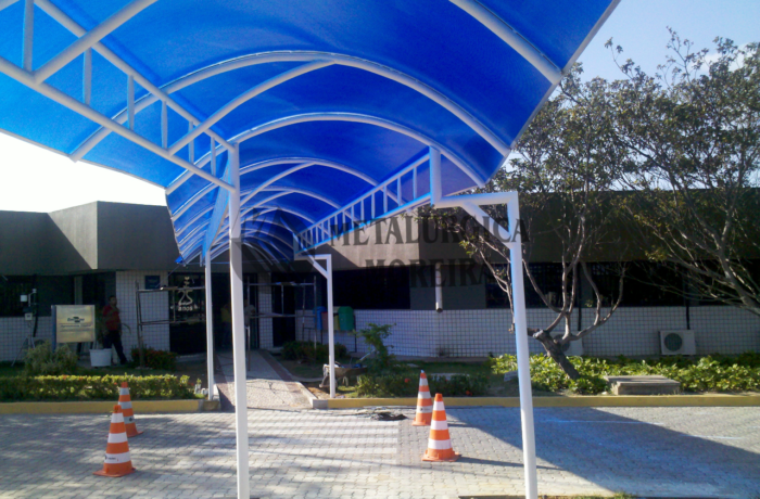Estruturas metálicas e cobertas