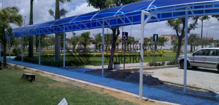 Estruturas metálicas e cobertas