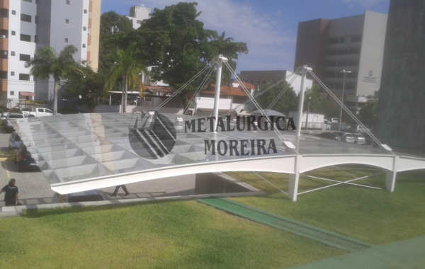 Estruturas metálicas e cobertas