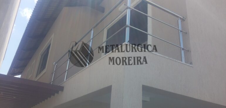 Corrimãos e guarda-corpos