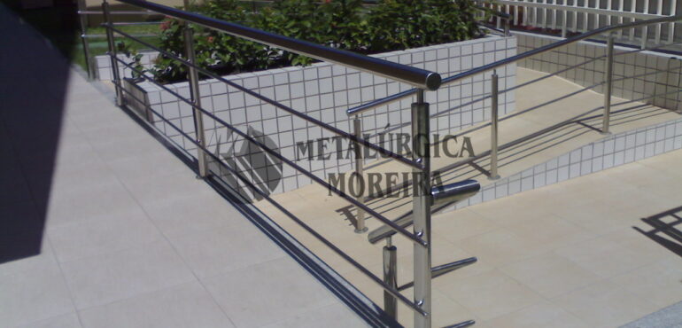 Corrimãos e guarda-corpos