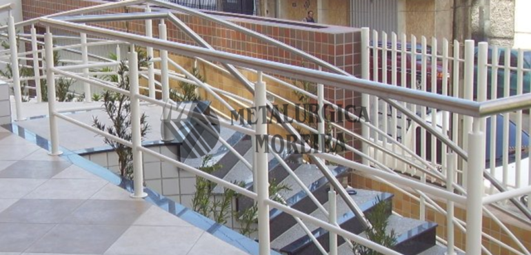 Corrimãos e guarda-corpos