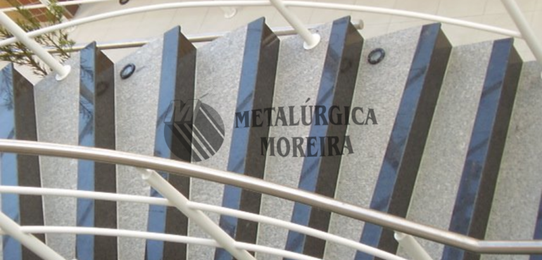 Corrimãos e guarda-corpos