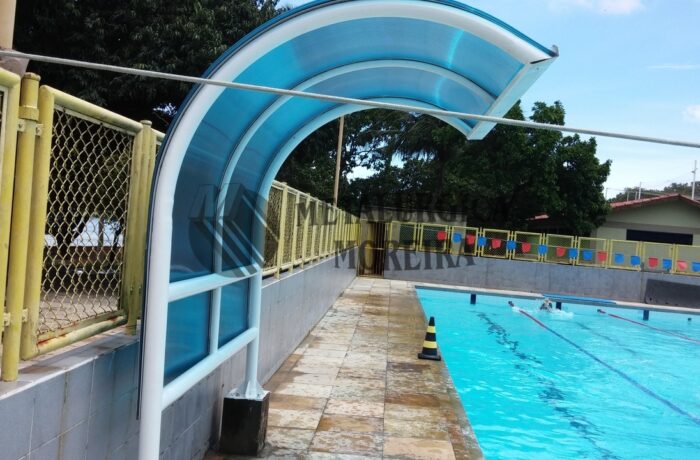 Estruturas metálicas e cobertas