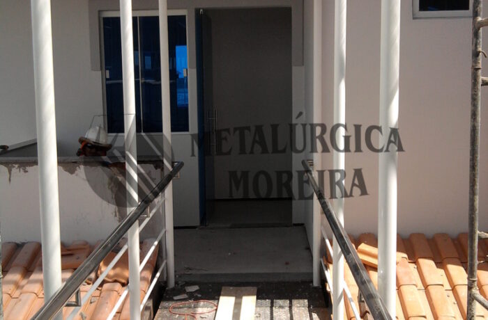 Estruturas metálicas e cobertas