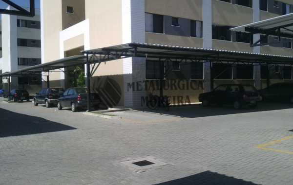 Garagens cobertas