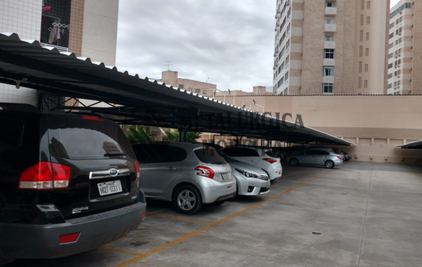 Garagens cobertas