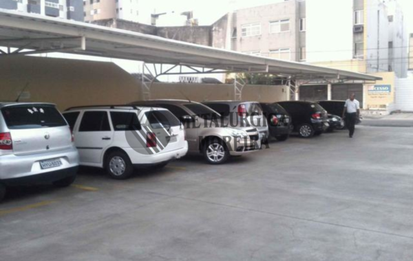 Garagens cobertas
