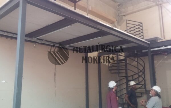 Mezaninos e plataformas