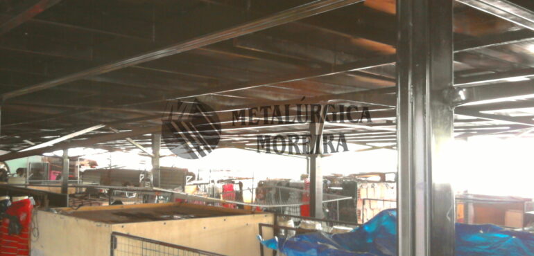 Mezaninos e plataformas