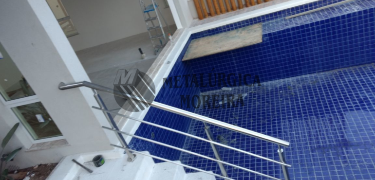 Corrimãos e guarda-corpos