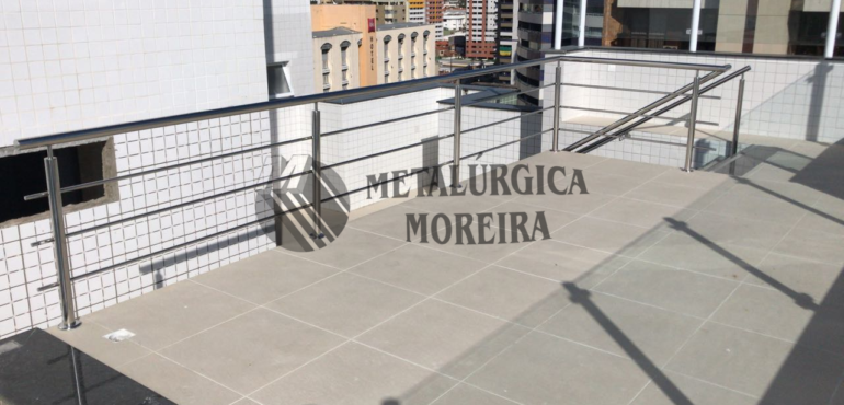 Corrimãos e guarda-corpos